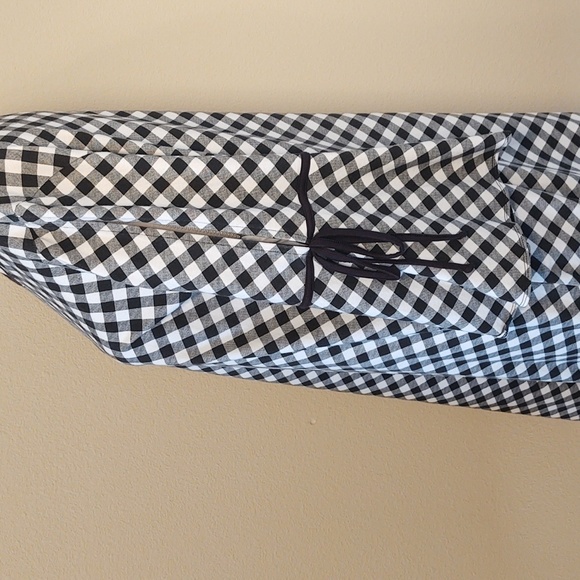 Isaac Mizrahi Women's Black and White Shift Dress with Slit Sleeves - Picture 4 of 8